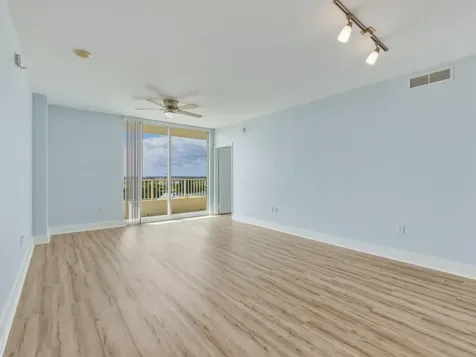 625 Casa Loma Boulevard Boynton Beach FL 33435