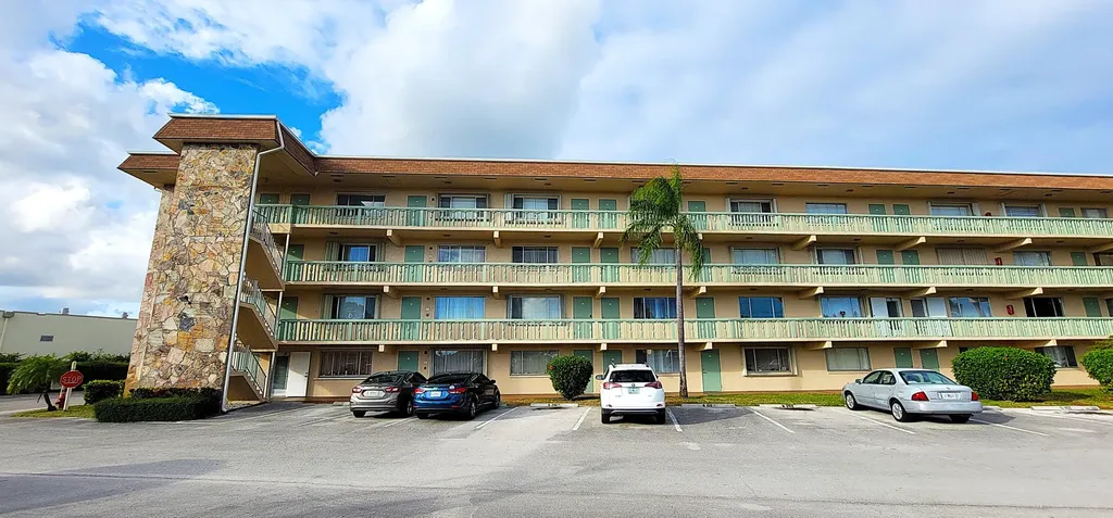 300 Village Green Circle Palm Springs FL 33461