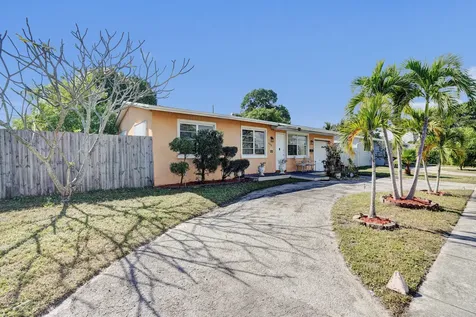 640 Ne 24th Street Pompano Beach FL 33064