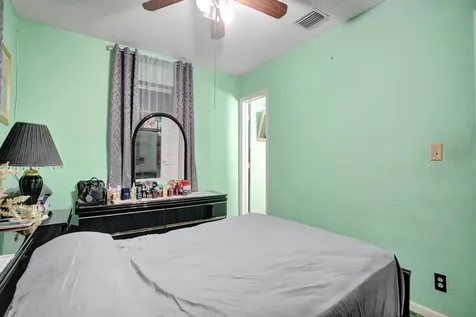 640 Ne 24th Street Pompano Beach FL 33064