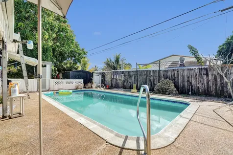 640 Ne 24th Street Pompano Beach FL 33064