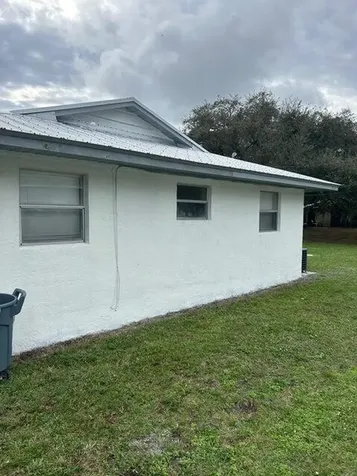 2727 Cherokee Avenue Fort Pierce FL 34946