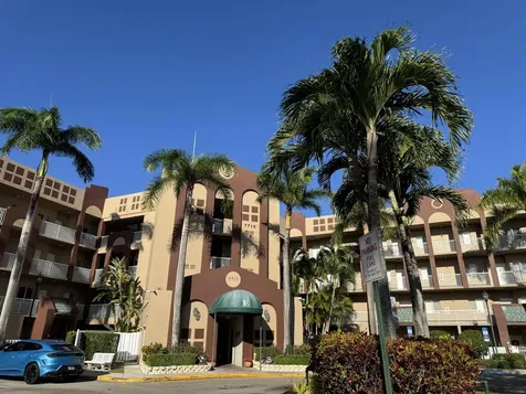 7715 Southampton Terrace Tamarac FL 33321