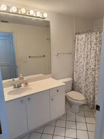 7715 Southampton Terrace Tamarac FL 33321