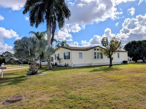 2460 Sw Versailles Terrace Stuart FL 34997
