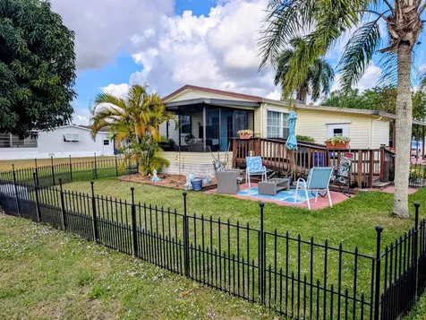 2460 Sw Versailles Terrace Stuart FL 34997