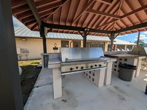 2460 Sw Versailles Terrace Stuart FL 34997