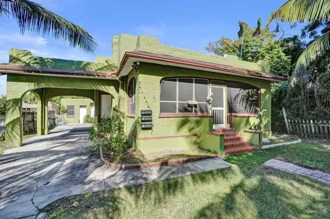 627 30th Street West Palm Beach FL 33407