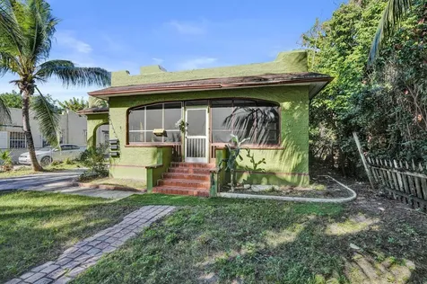 627 30th Street West Palm Beach FL 33407