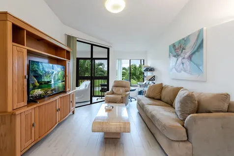 7230 Clunie Place Delray Beach FL 33446