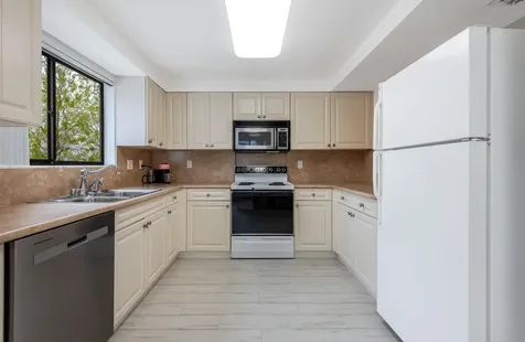7230 Clunie Place Delray Beach FL 33446
