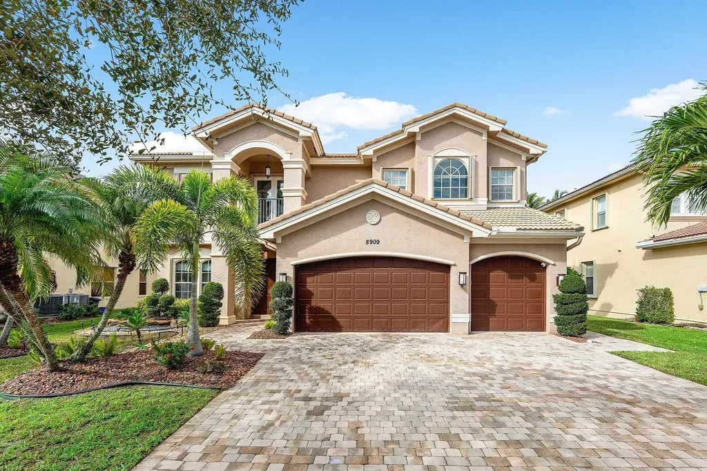 8909 Woodgrove Ridge Court Boynton Beach FL 33473