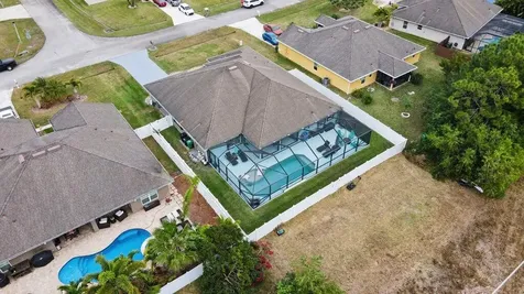 5867 Nw Leah Drive Port Saint Lucie FL 34986