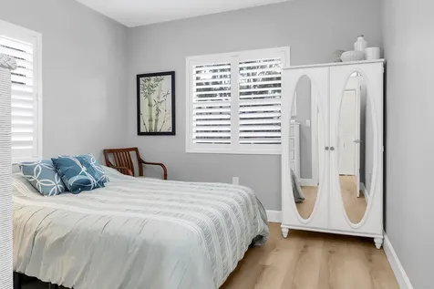 611 N Palmway Lake Worth Beach FL 33460