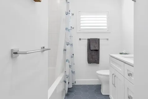 611 N Palmway Lake Worth Beach FL 33460