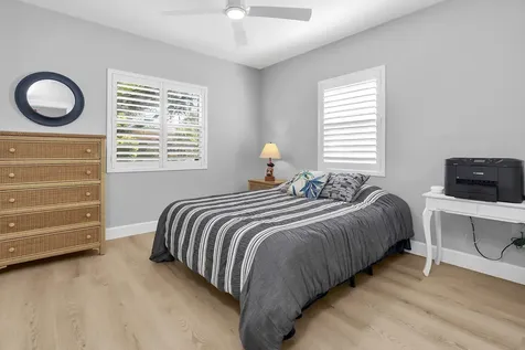 611 N Palmway Lake Worth Beach FL 33460