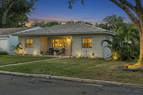 611 N Palmway Lake Worth Beach FL 33460