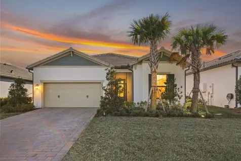 786 Se Courances Drive Port Saint Lucie FL 34984