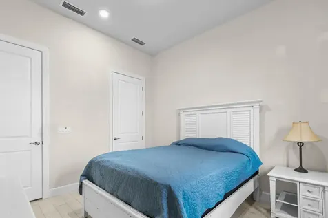 786 Se Courances Drive Port Saint Lucie FL 34984