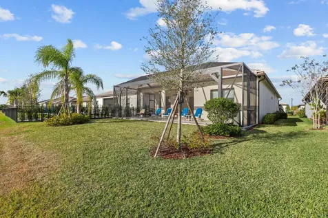 786 Se Courances Drive Port Saint Lucie FL 34984