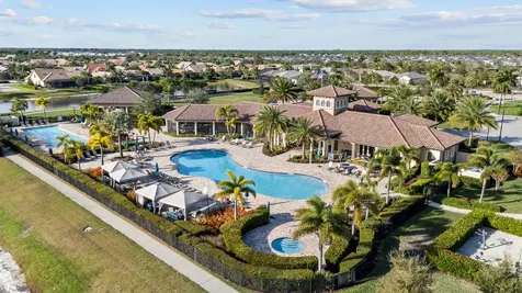 786 Se Courances Drive Port Saint Lucie FL 34984
