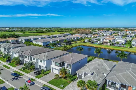 8593 Swinley Forest Way Boca Raton FL 33434