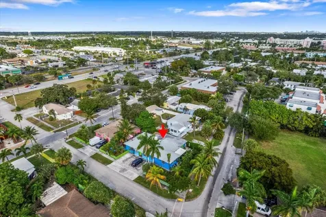 201 E Palm Street Lantana FL 33462