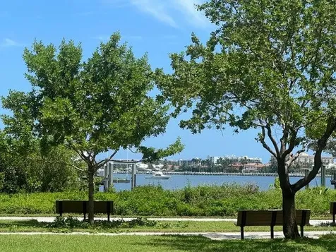 201 E Palm Street Lantana FL 33462