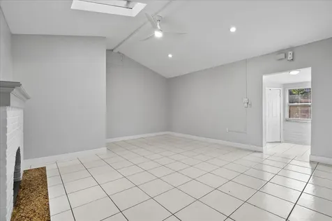 201 E Palm Street Lantana FL 33462