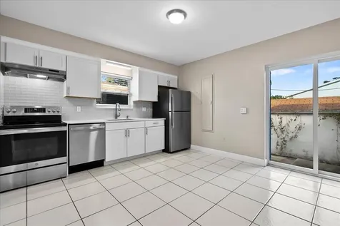 201 E Palm Street Lantana FL 33462