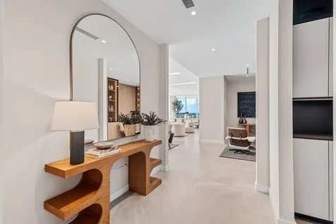 220 Se Mizner Boulevard Boca Raton FL 33432