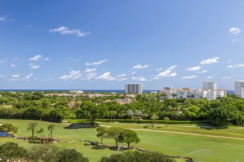 220 Se Mizner Boulevard Boca Raton FL 33432