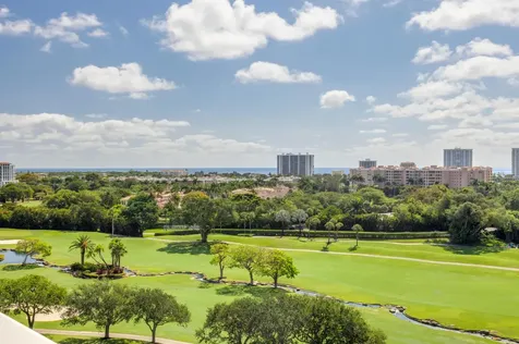 220 Se Mizner Boulevard Boca Raton FL 33432