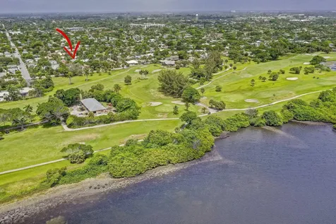 1218 N Palmway Lake Worth Beach FL 33460