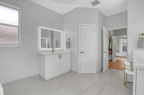 2150 Nw 125th Terrace Pembroke Pines FL 33028