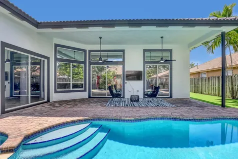 2150 Nw 125th Terrace Pembroke Pines FL 33028