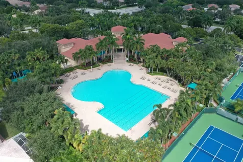 2150 Nw 125th Terrace Pembroke Pines FL 33028
