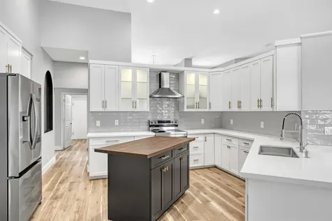 2150 Nw 125th Terrace Pembroke Pines FL 33028