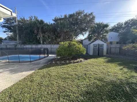 14 Ridgewood Circle Tequesta FL 33469