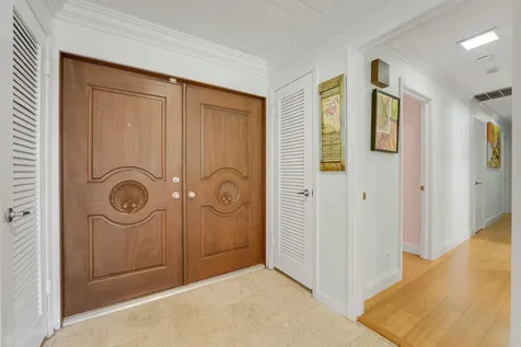 1080 Fairview Lane Singer Island FL 33404