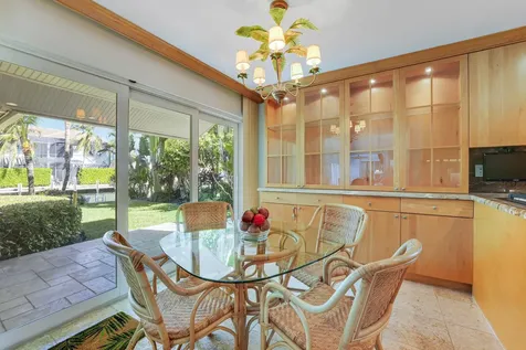 1080 Fairview Lane Singer Island FL 33404