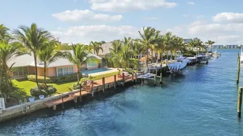1080 Fairview Lane Singer Island FL 33404