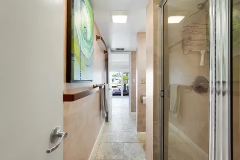 1080 Fairview Lane Singer Island FL 33404