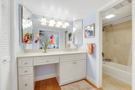 1080 Fairview Lane Singer Island FL 33404