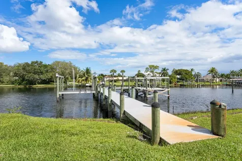 2441 Se North Lookout Boulevard Port Saint Lucie FL 34984