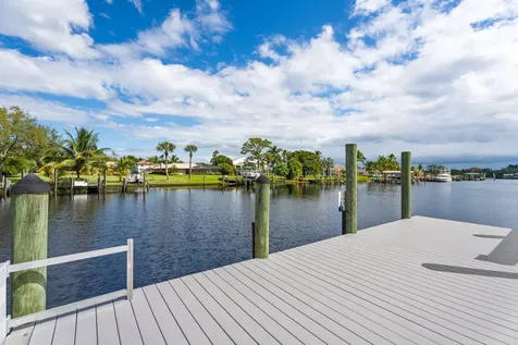 2441 Se North Lookout Boulevard Port Saint Lucie FL 34984