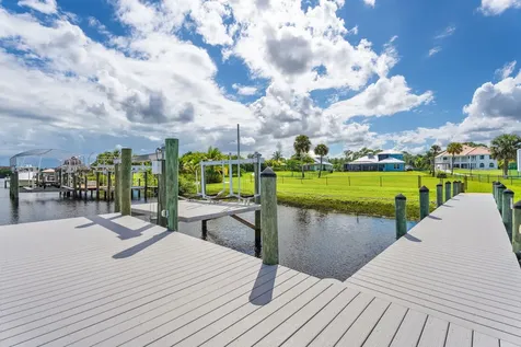 2441 Se North Lookout Boulevard Port Saint Lucie FL 34984