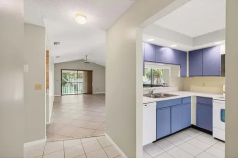 400 Club Circle Boca Raton FL 33487