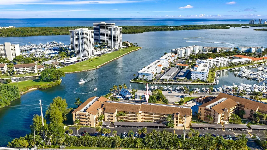 1036 Us Highway 1 North Palm Beach FL 33408