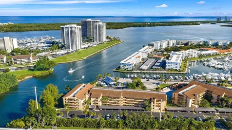 1036 Us Highway 1 North Palm Beach FL 33408